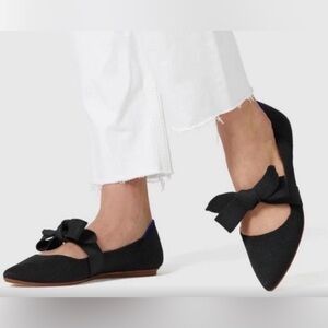 Rothy's Black Pointed Bow Flats retired 8.5